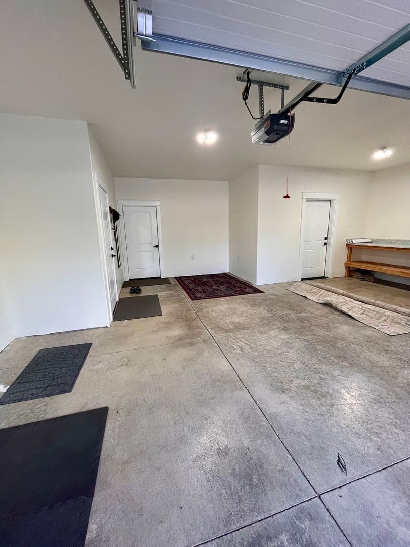 Medford House: 1184 Rutherford #B