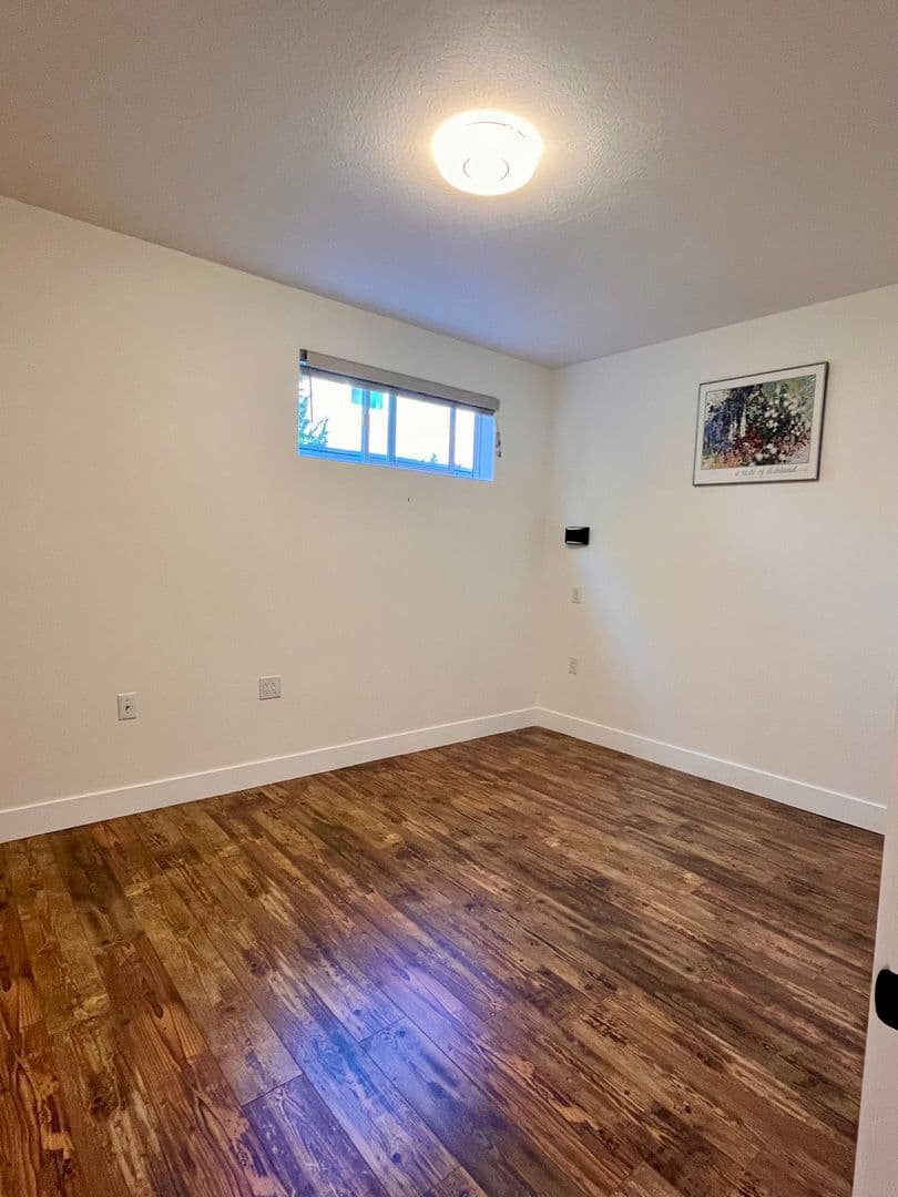 Medford House: 1184 Rutherford #B