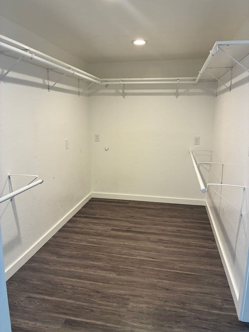 Medford House: 3333 Madrona Lane