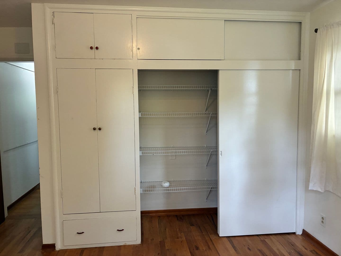 Medford House: 3333 Madrona Lane