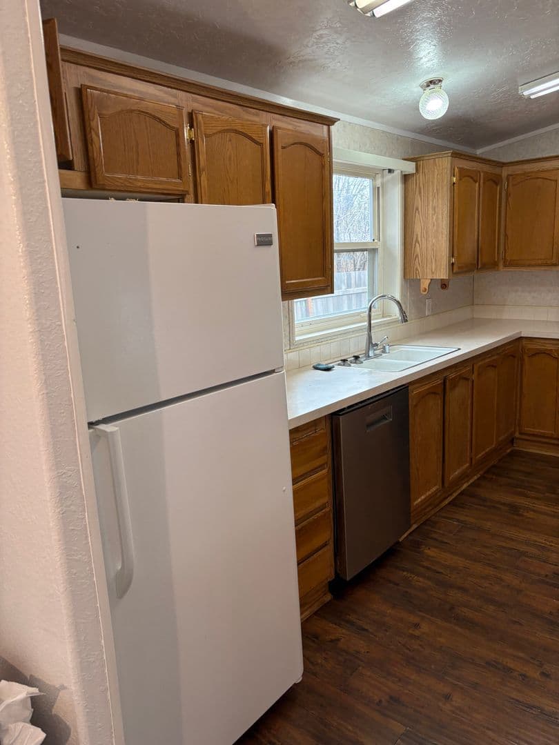 Butte Falls House: 251 Cedar St