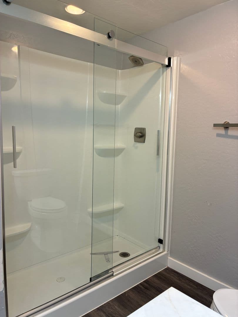 Medford House: 3333 Madrona Lane