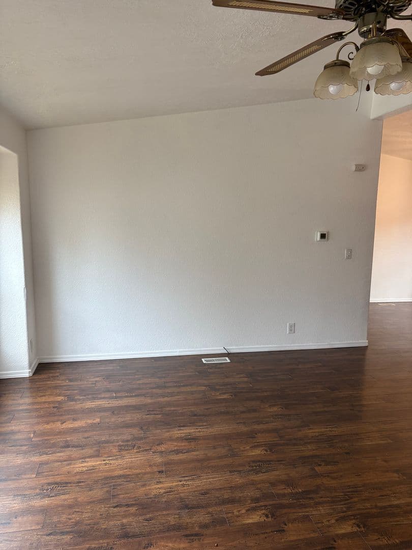 Butte Falls House: 251 Cedar St