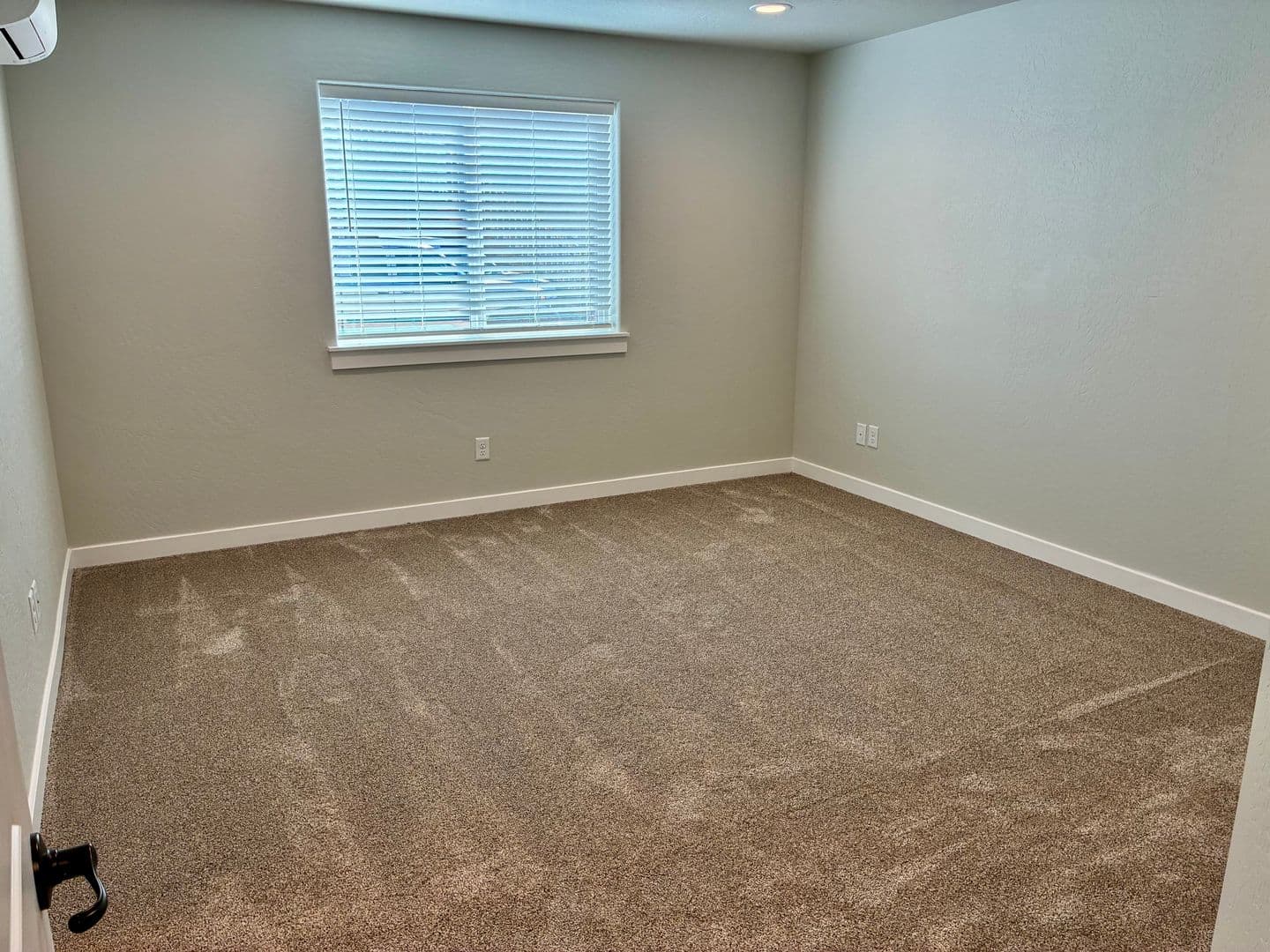 Central Point House: 1133 Annalise Street