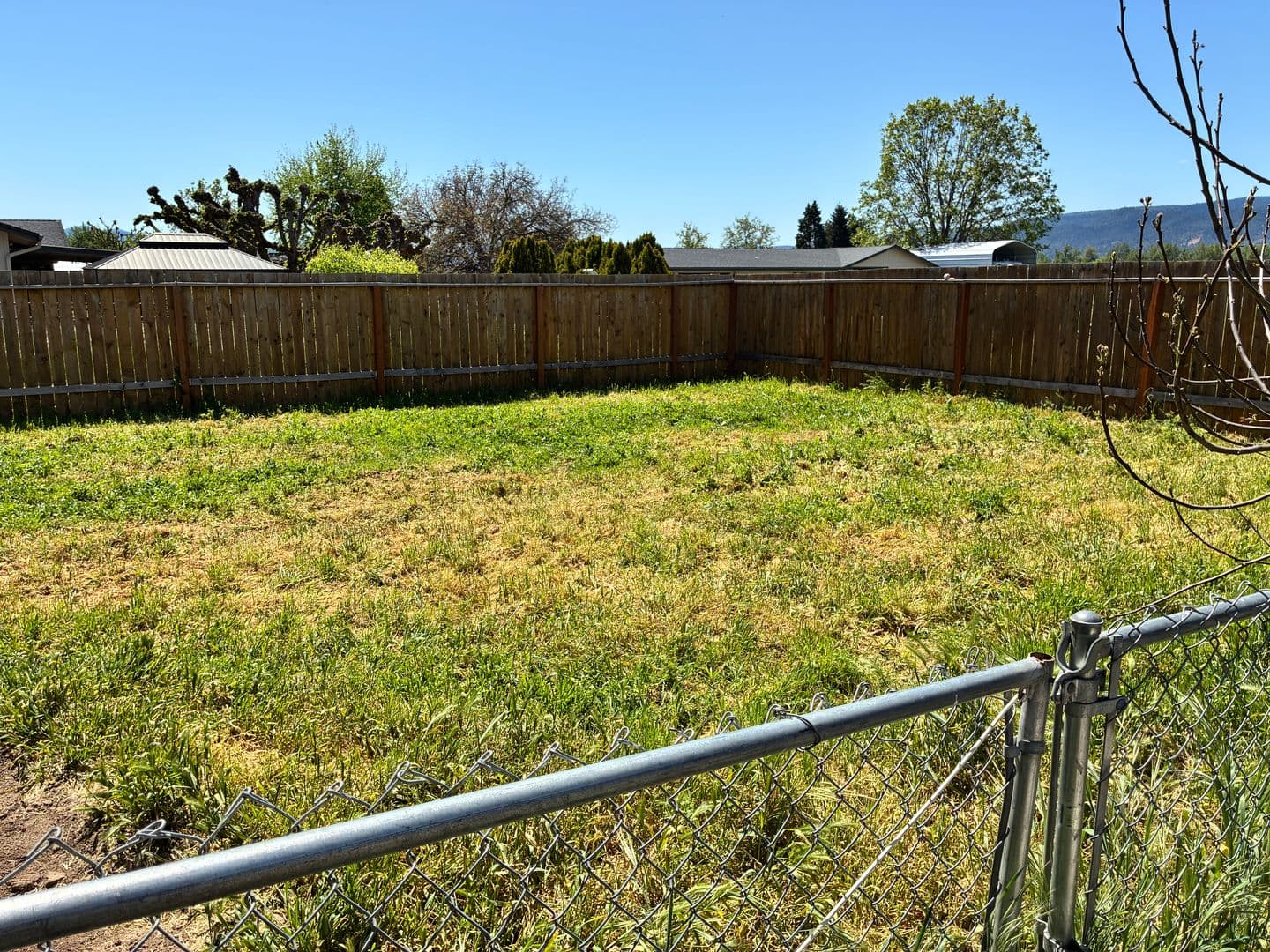 Central Point House: 5223 Gebhard Rd