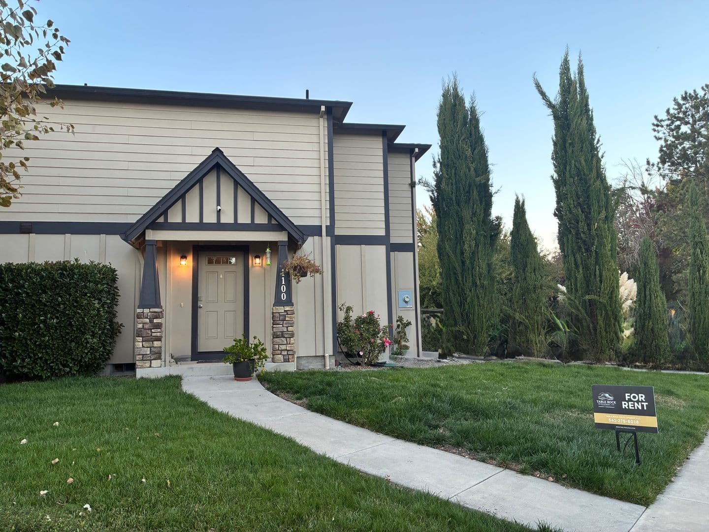 Medford House: 1100 Peachwood Ct.