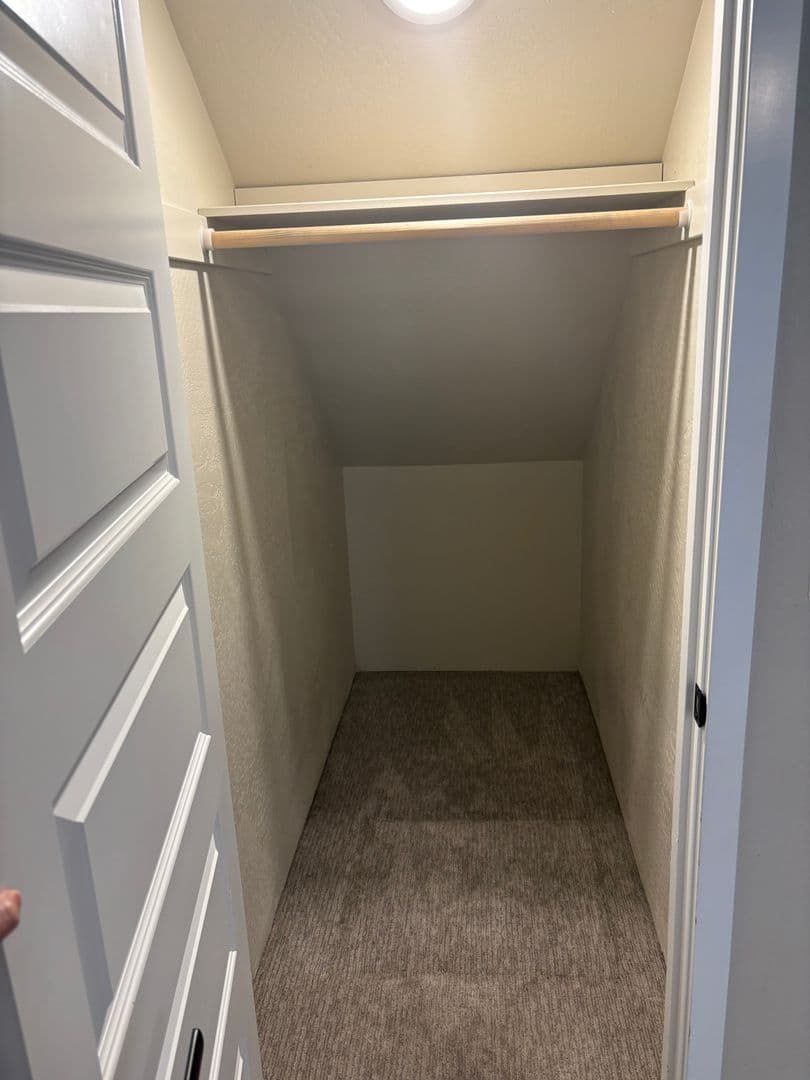 White City Apartment: 7857 28th St