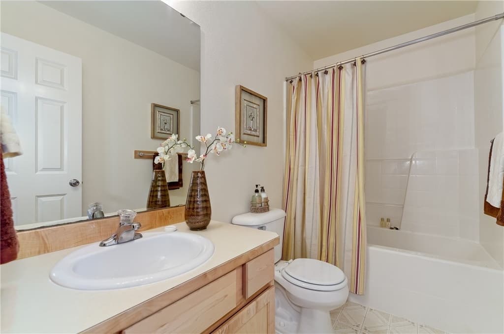 Mill Creek House: 3317 134th Pl SE