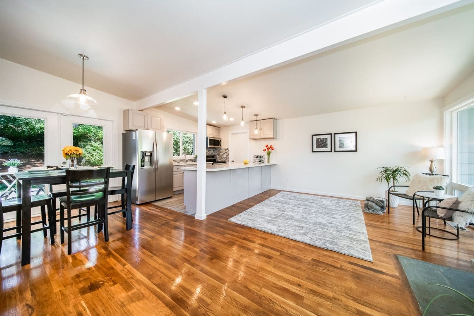 Bellevue House: 15618 NE 1st Pl