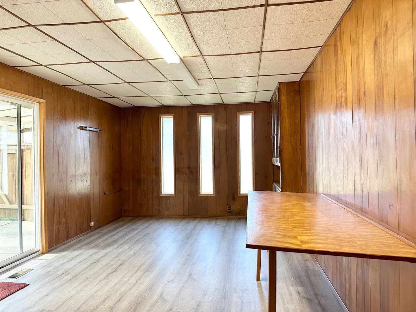 Newcastle House: 12505 SE 73rd Pl