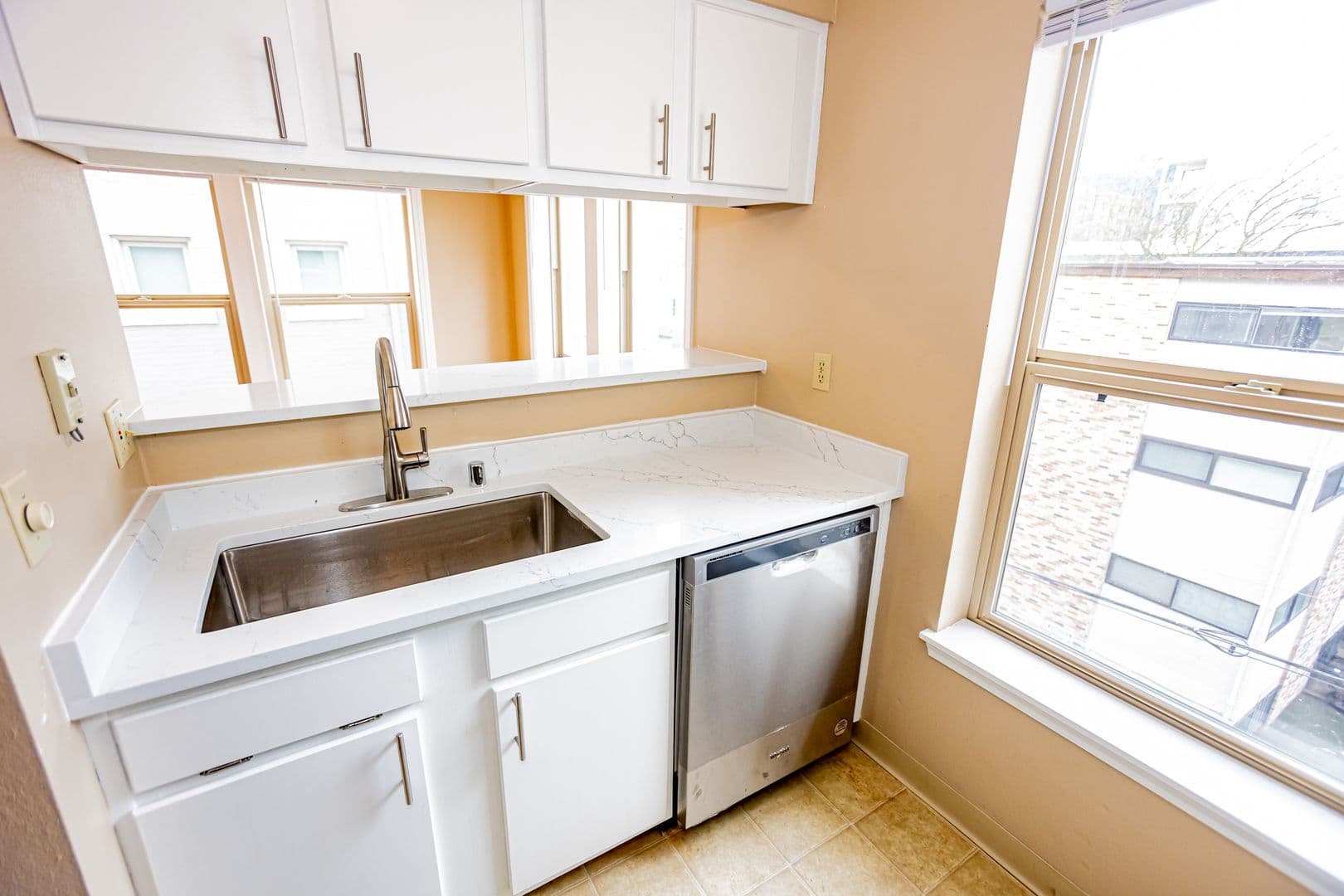 Seattle House: 506 E Howell St #E413