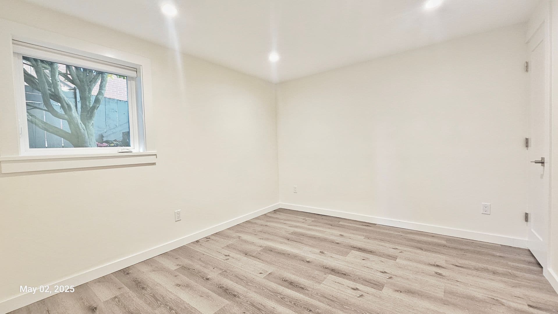 Seattle House: 7354 34th Ave NE Unit B