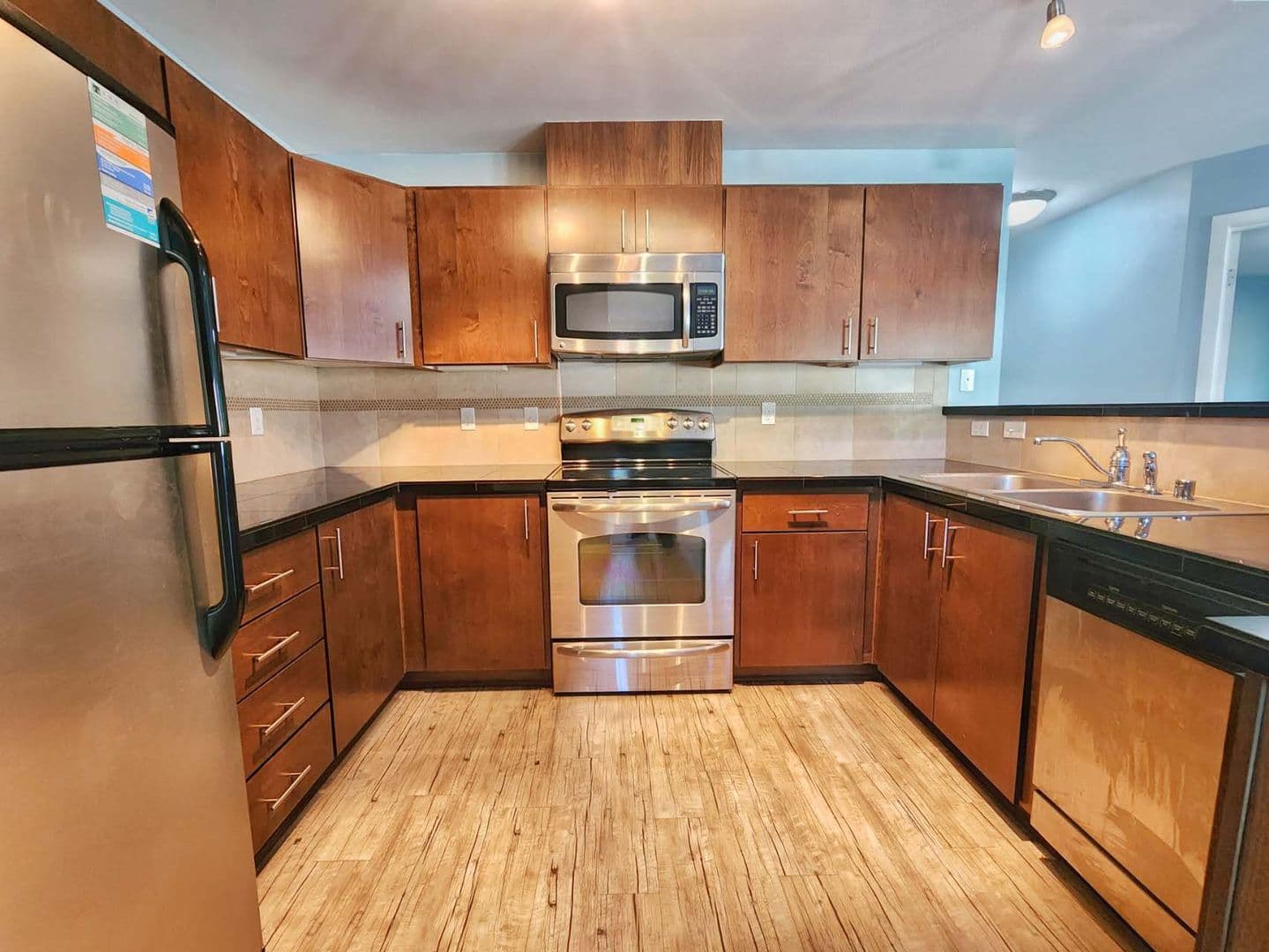 Seatac House: 21035 40th Pl S #K5