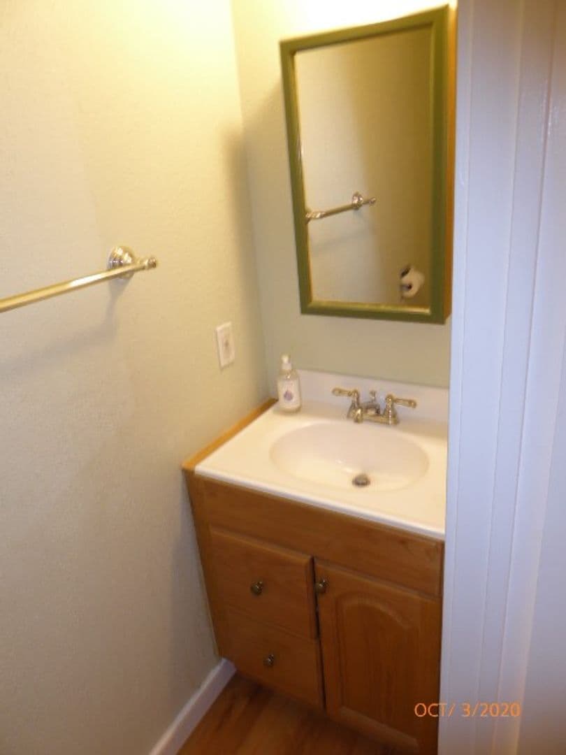 Kirkland House: 436 16th Lane