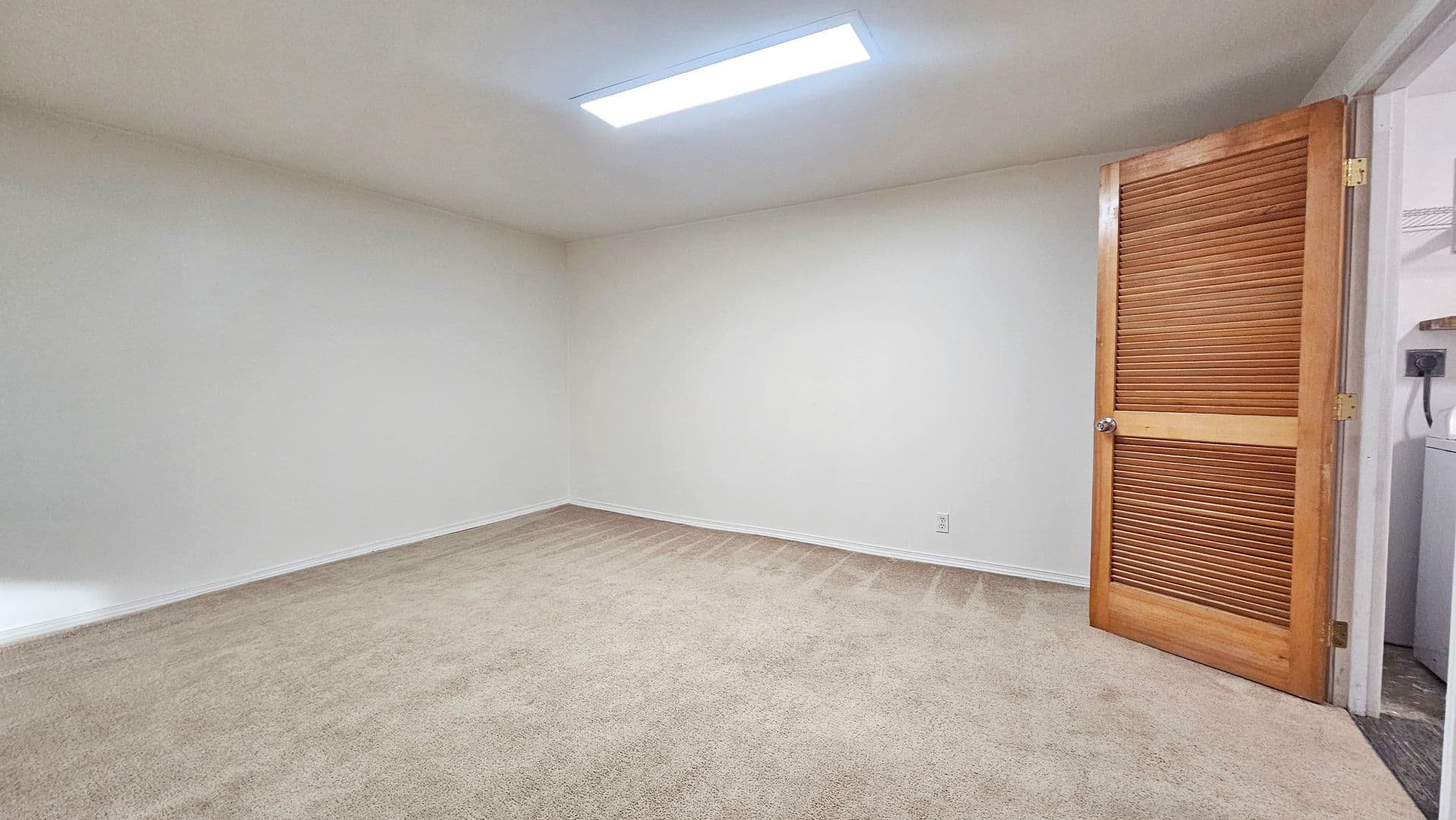 Seattle House: 7127 S 130th St