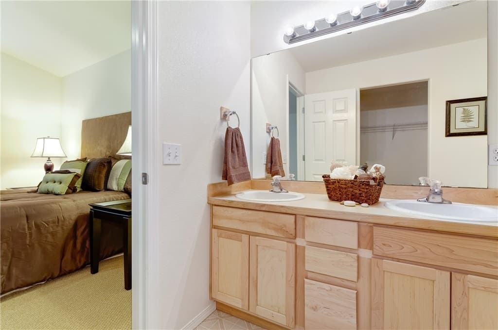 Mill Creek House: 3317 134th Pl SE