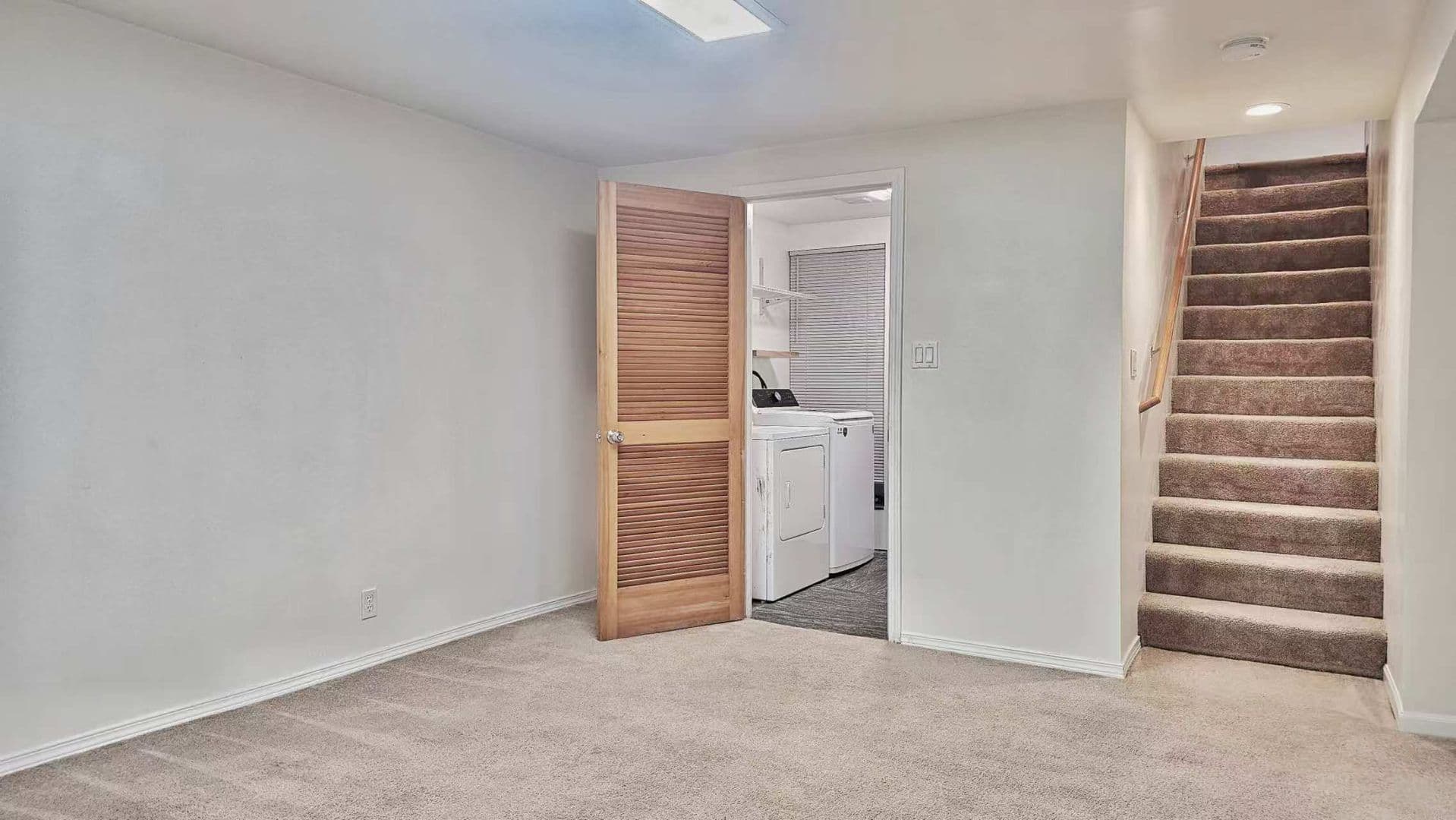 Seattle House: 7127 S 130th St