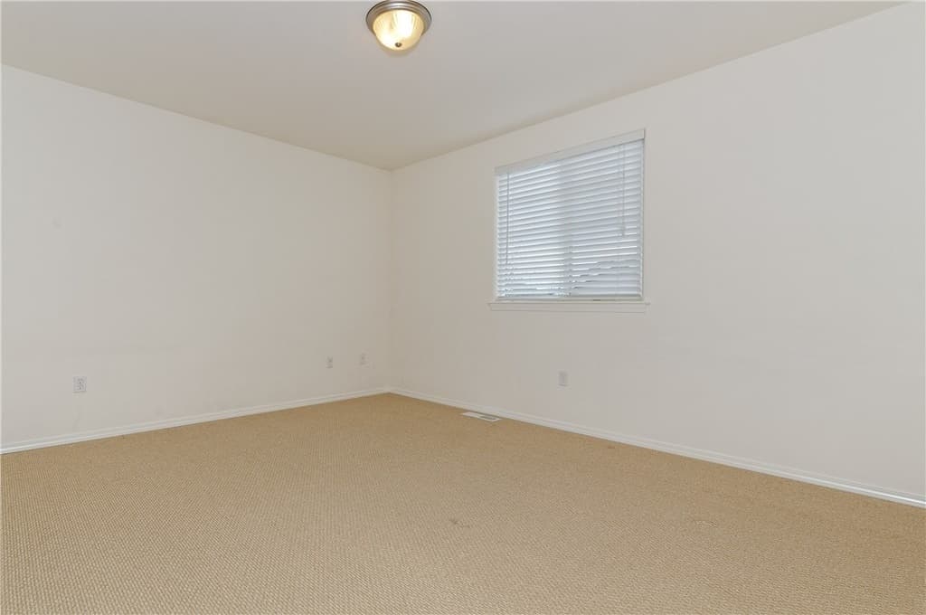 Mill Creek House: 3317 134th Pl SE