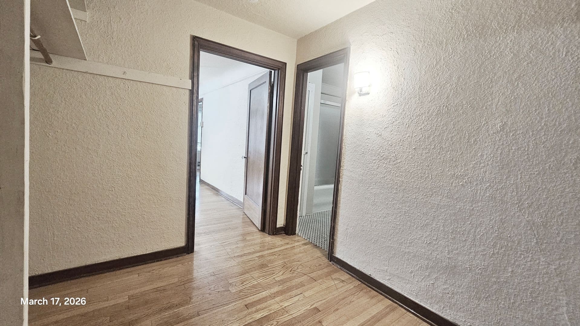 Seattle Condo: 4235 Brooklyn Ave NE APT 201