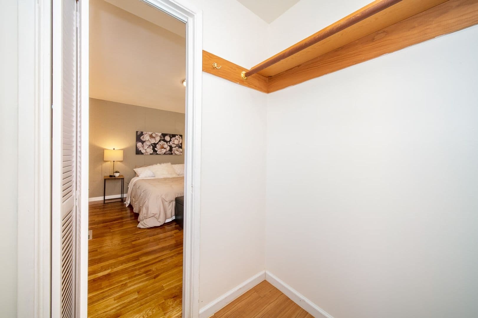 Bellevue House: 15618 NE 1st Pl