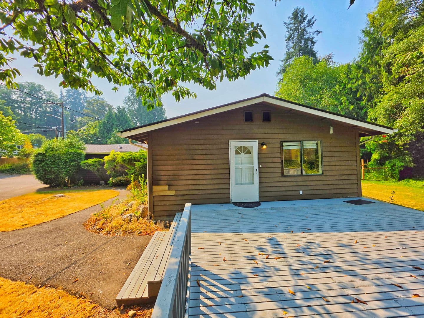 Kirkland House: 8727 128th Ave NE
