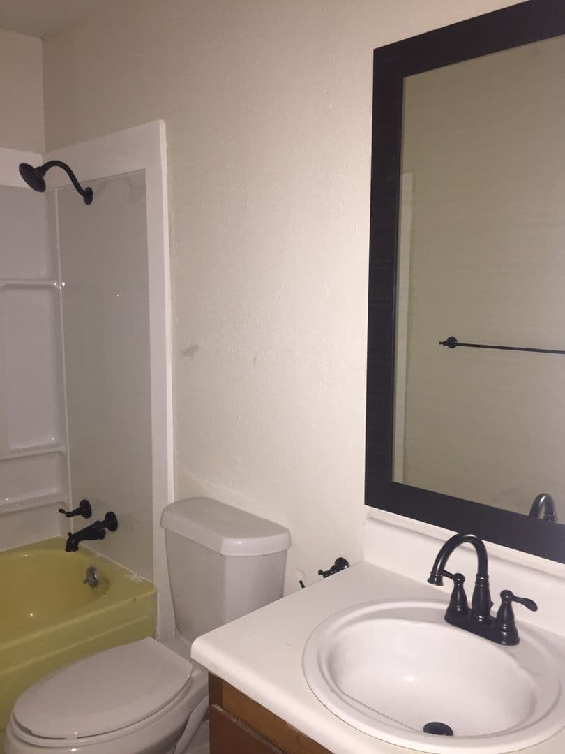 Vicksburg Apartment: 4920 Halls Ferry Rd