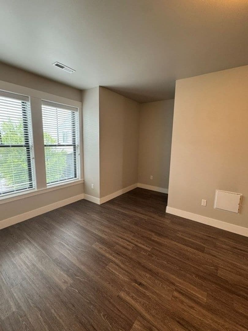 Billings Apartment: Mullowney Lane & River Edge Road