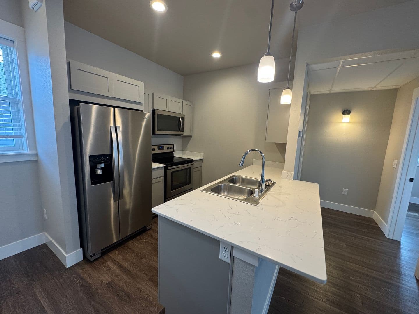 Billings Apartment: 6046-6048 Farmstead Ave