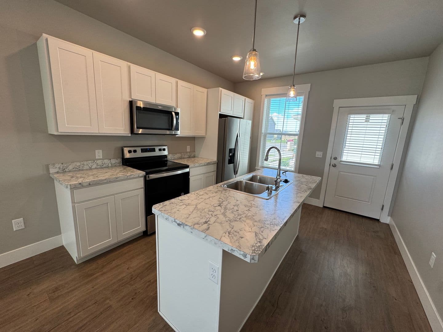 Billings Apartment: 6153 Elysian Rd