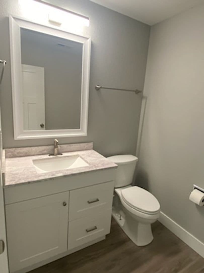Billings House: 3295 Granger Ave E #22