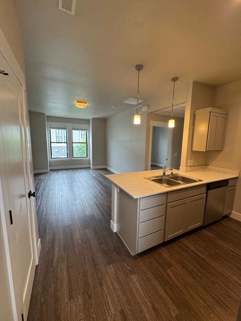 Billings Apartment: Mullowney Lane & River Edge Road