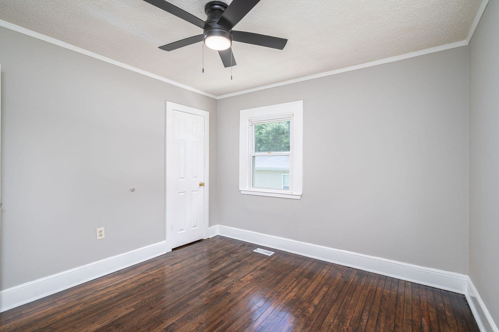 Belmont House: 913 Edgemont Avenue