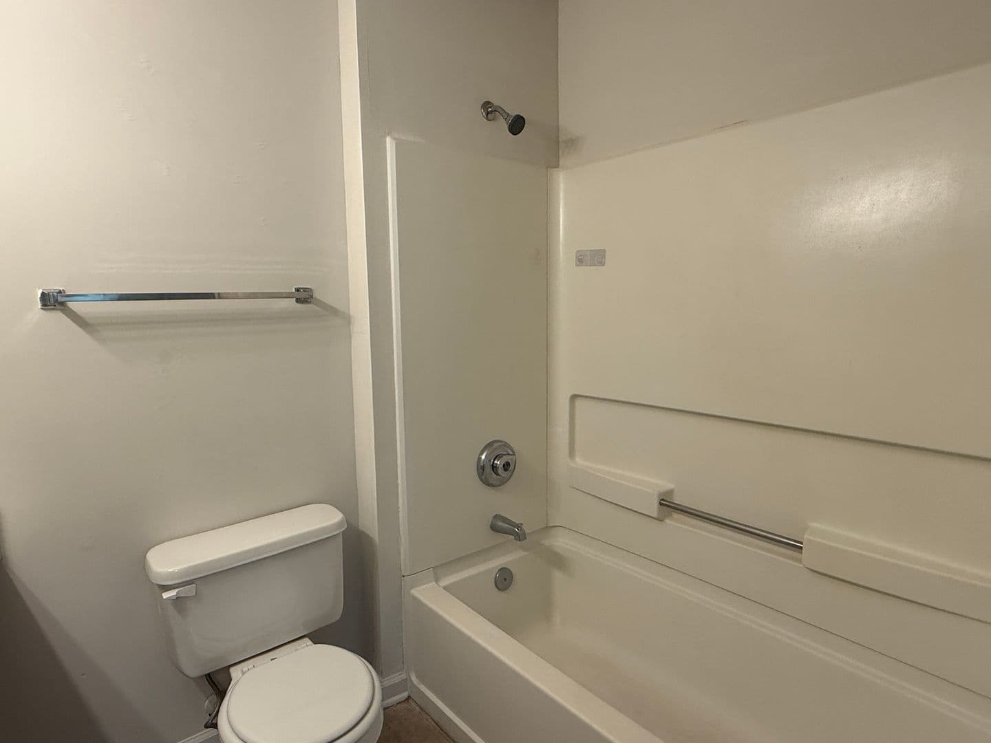 Charlotte Apartment: 11000-C Diploma Drive