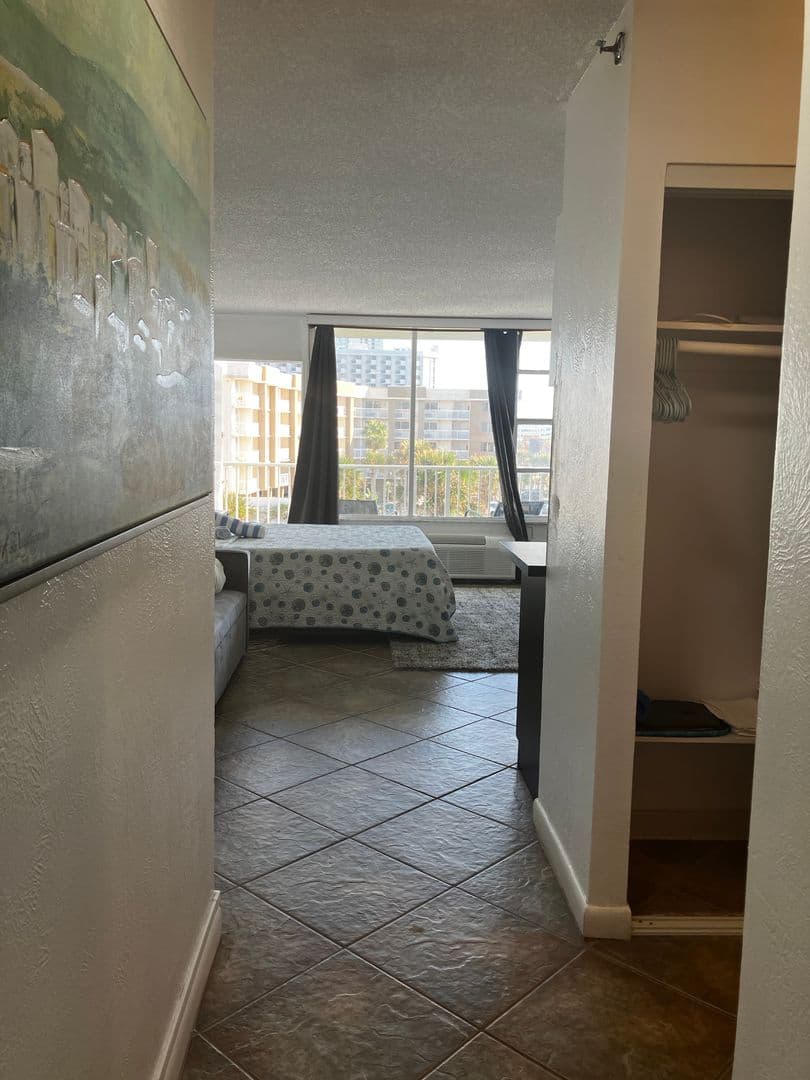 Daytona Beach Condo: 800 N Atlantic Ave