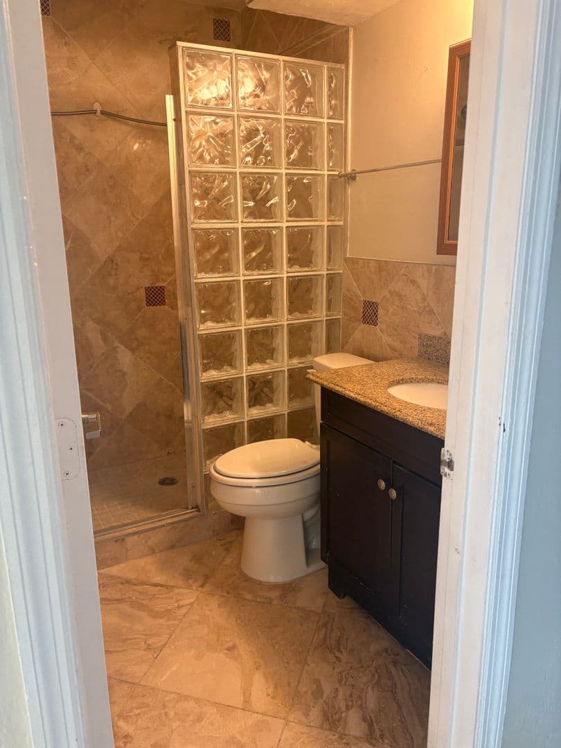 Daytona Beach Apartment: 1901 N Atlantic Ave