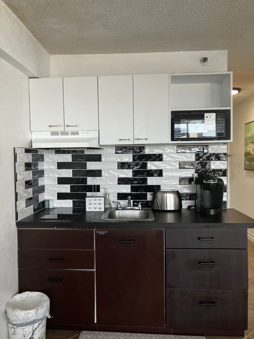Daytona Beach Condo: 800 N Atlantic Ave