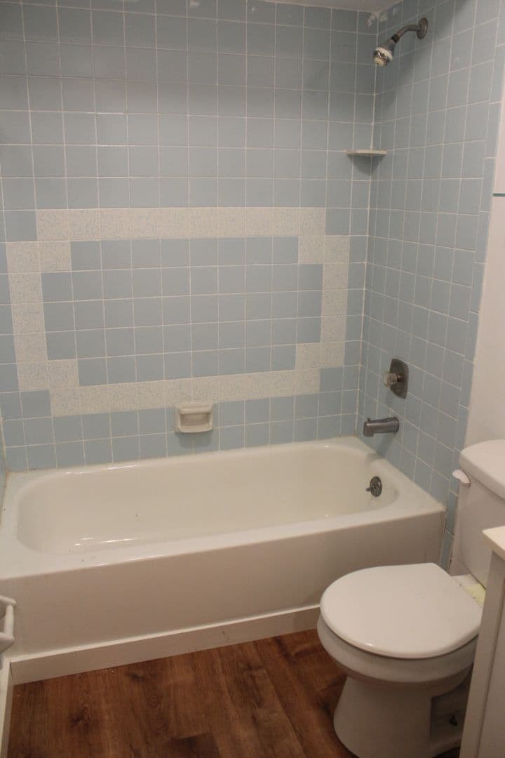Holly Hill House: 1620 Espanola Ave.