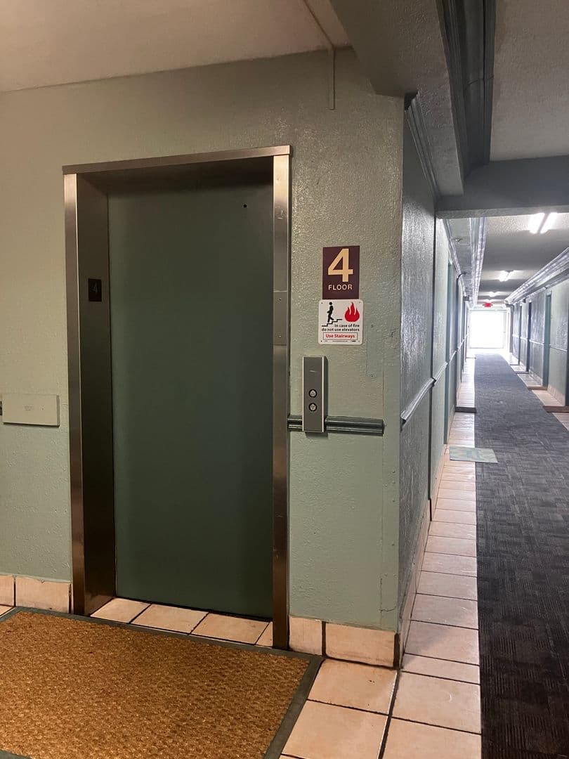 Daytona Beach Condo: 800 N Atlantic Ave