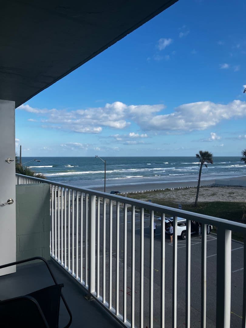 Daytona Beach Condo: 800 N Atlantic Ave