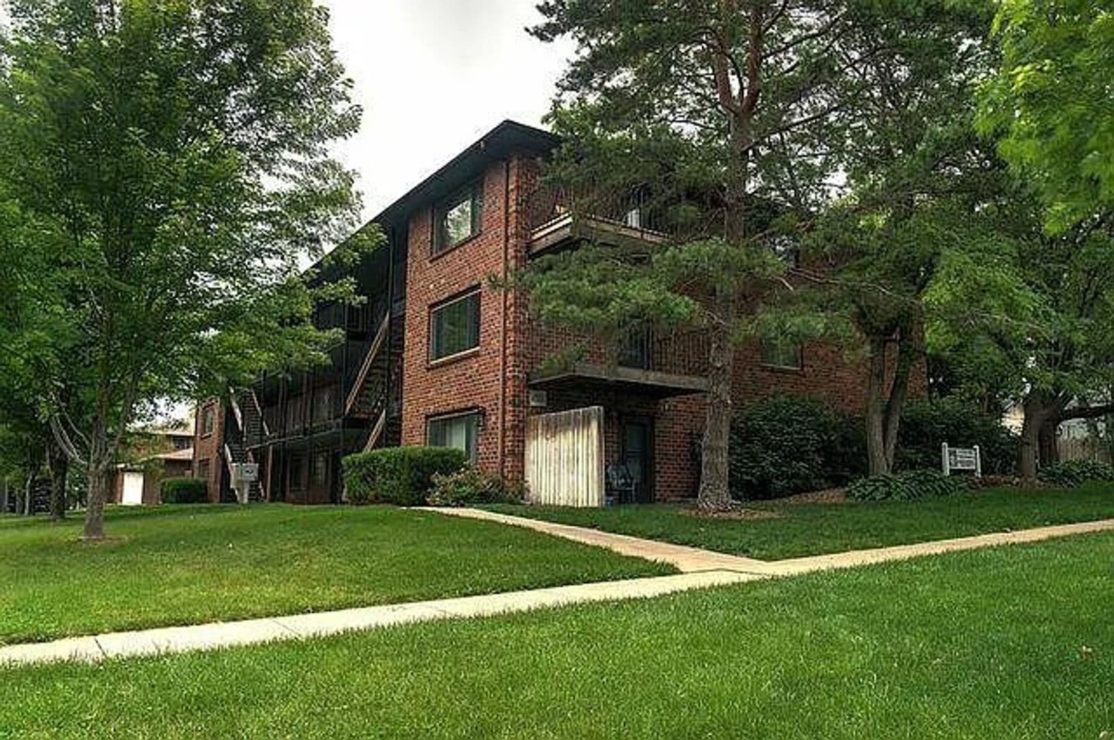 Lincoln Apartment: Cooper & Prescott