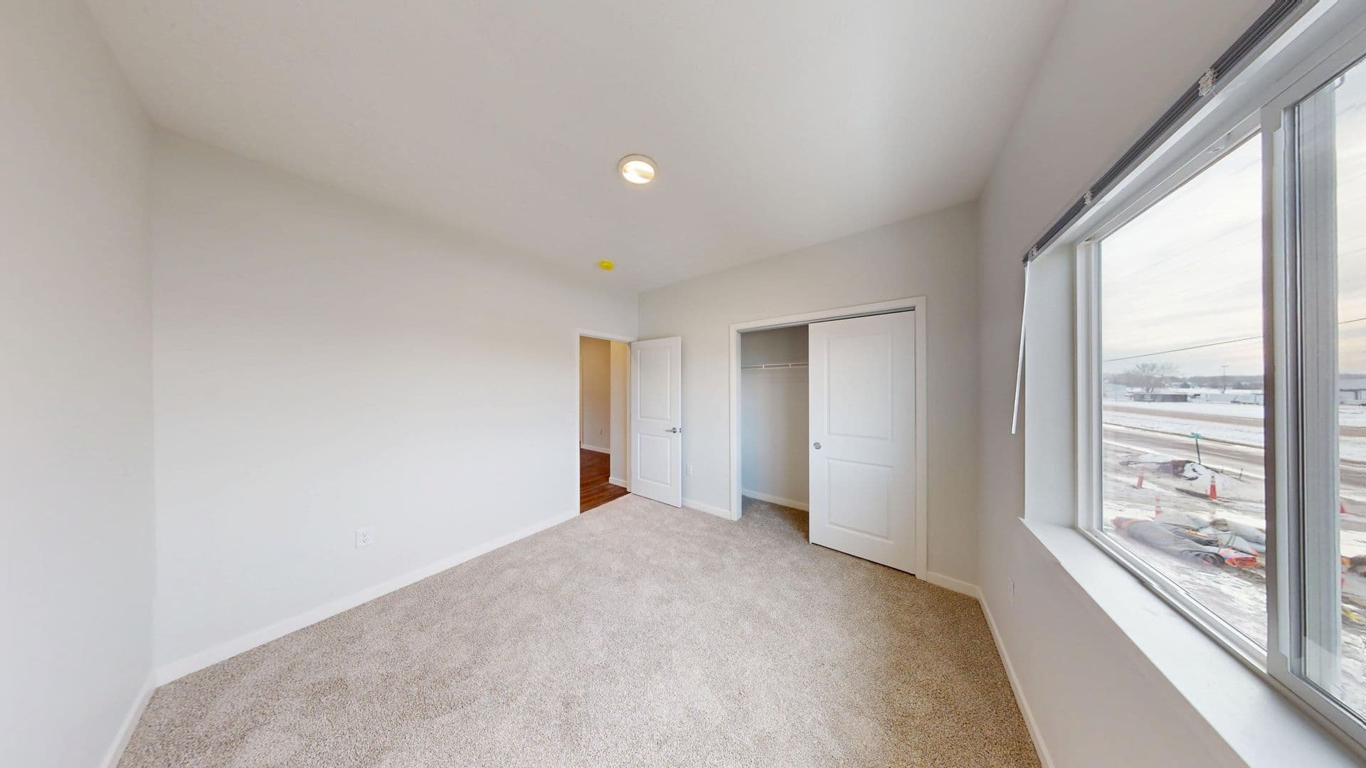 Le Mars Apartment: 427 4th Street NW