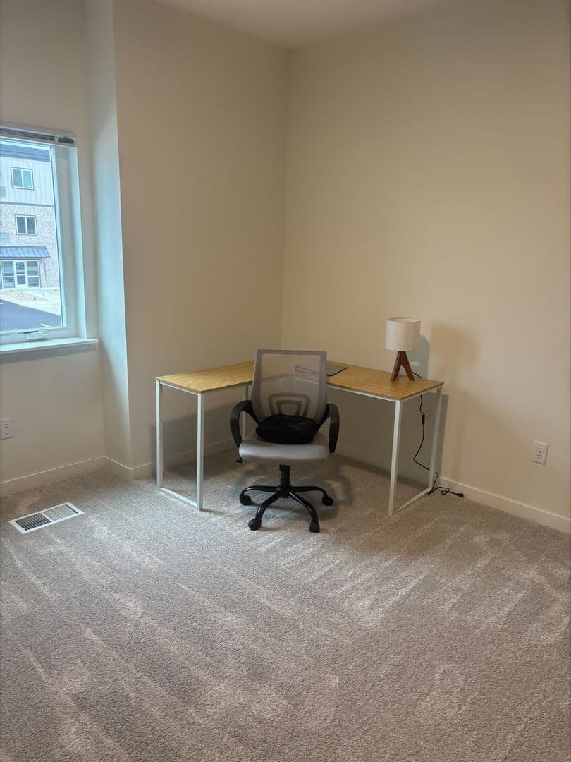 Spirit Lake Apartment: 2125 Royal Ave