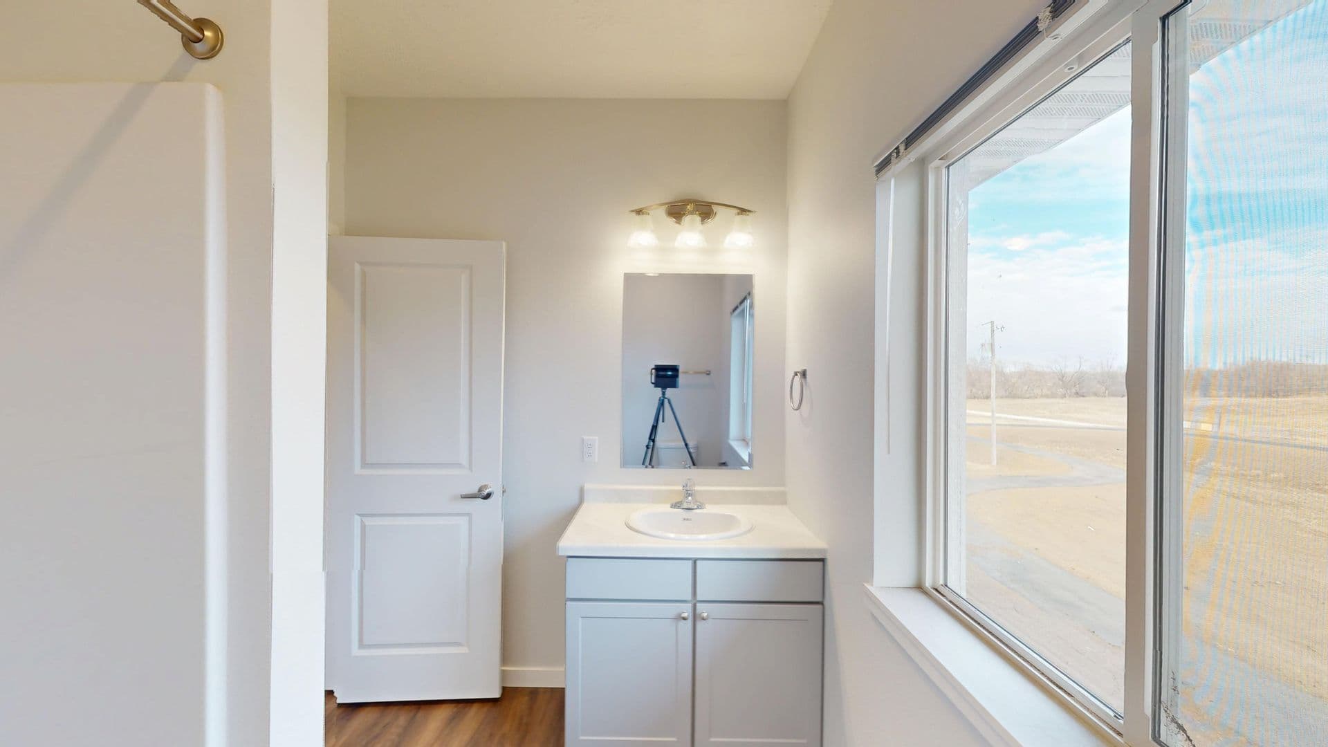 Le Mars Apartment: 427 4th Street NW