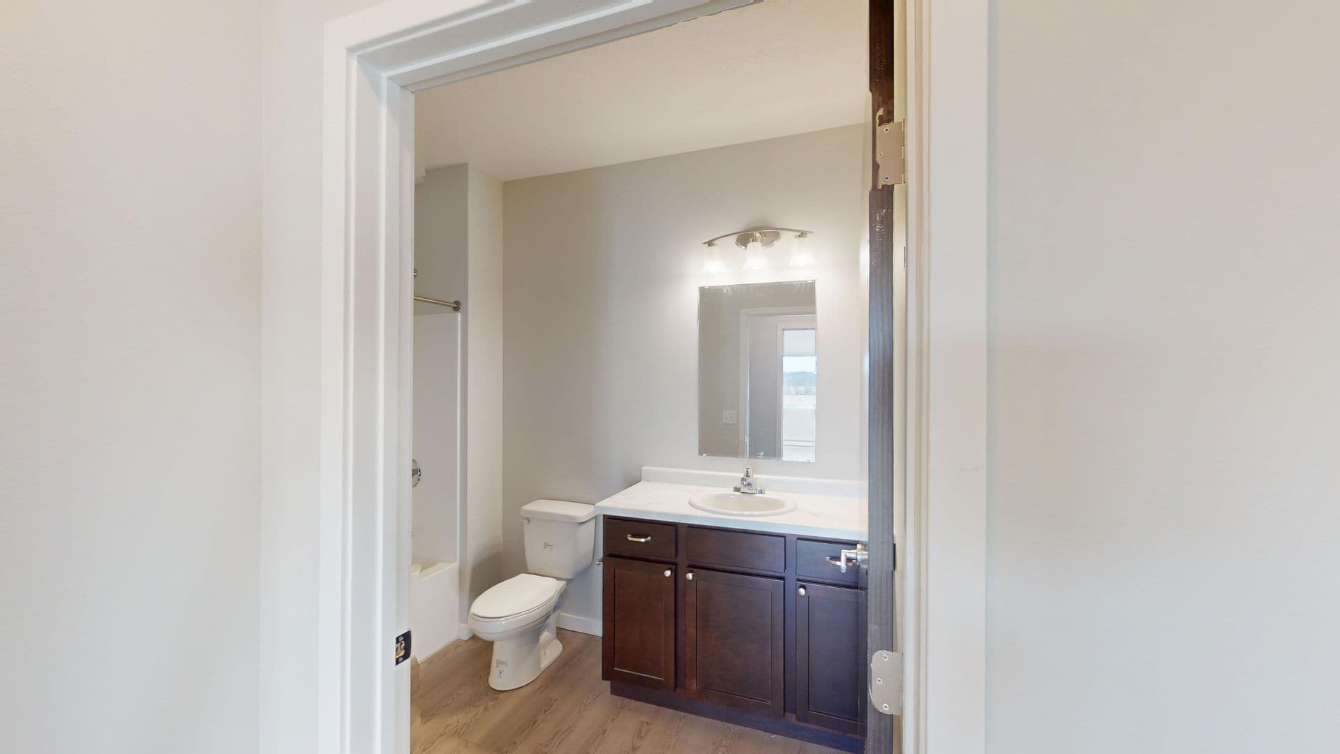 Cherokee Apartment: 942 Riverview Drive