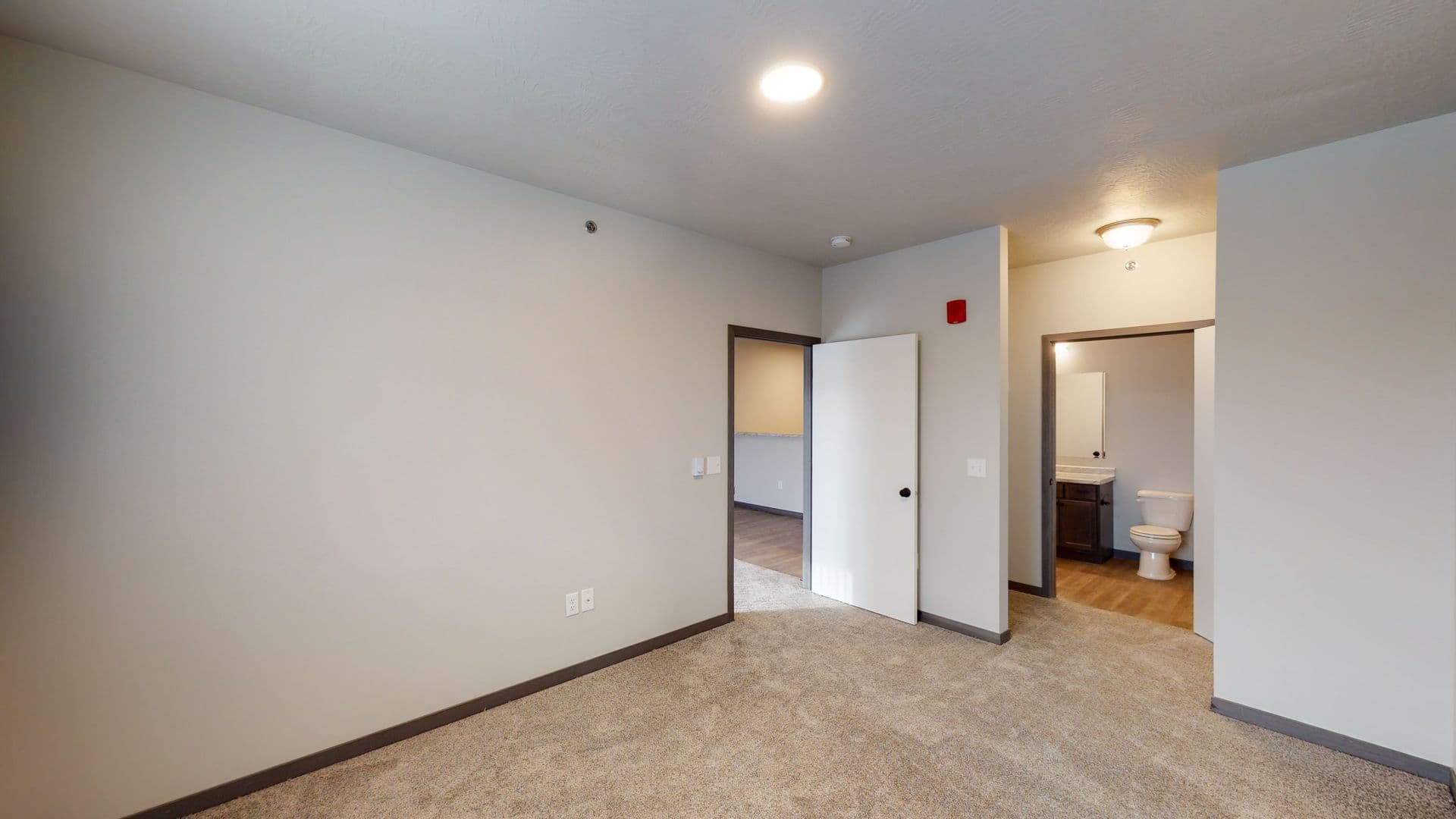 Fort Dodge Apartment: 2905 Dodger Dr.