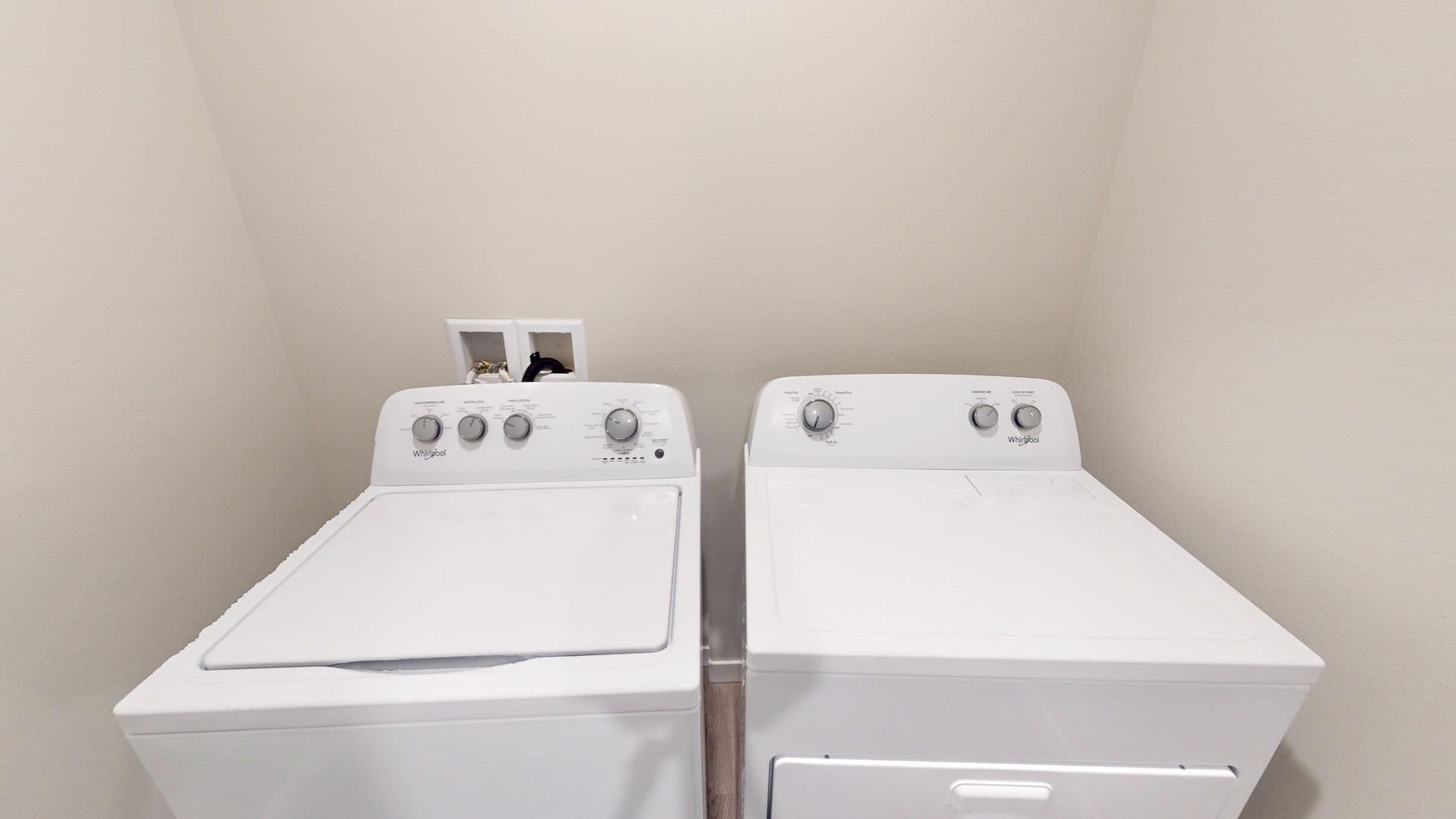Cherokee Apartment: 942 Riverview Drive