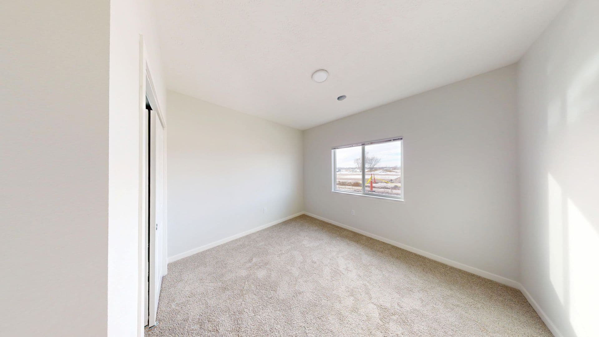 Le Mars Apartment: 427 4th Street NW