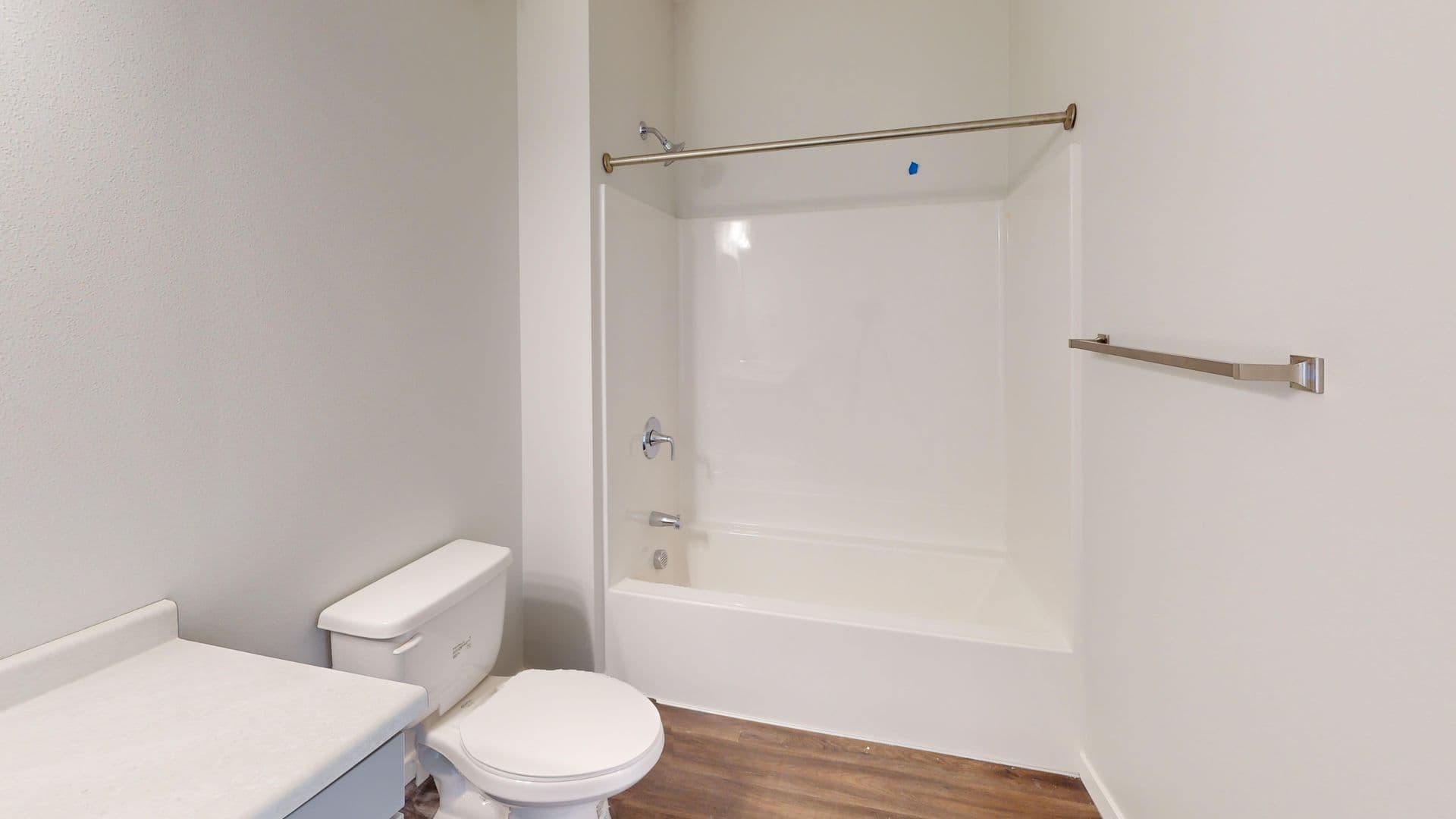 Le Mars Apartment: 427 4th Street NW