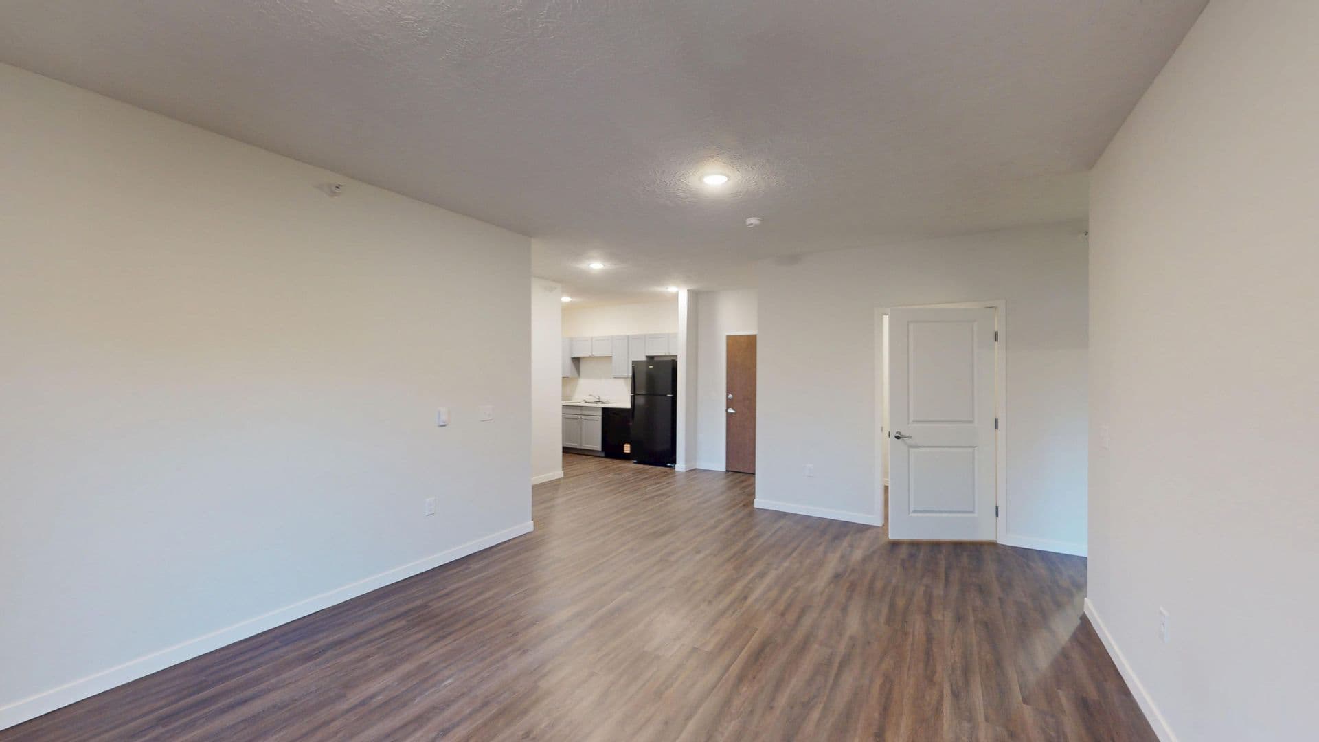 Le Mars Apartment: 427 4th Street NW