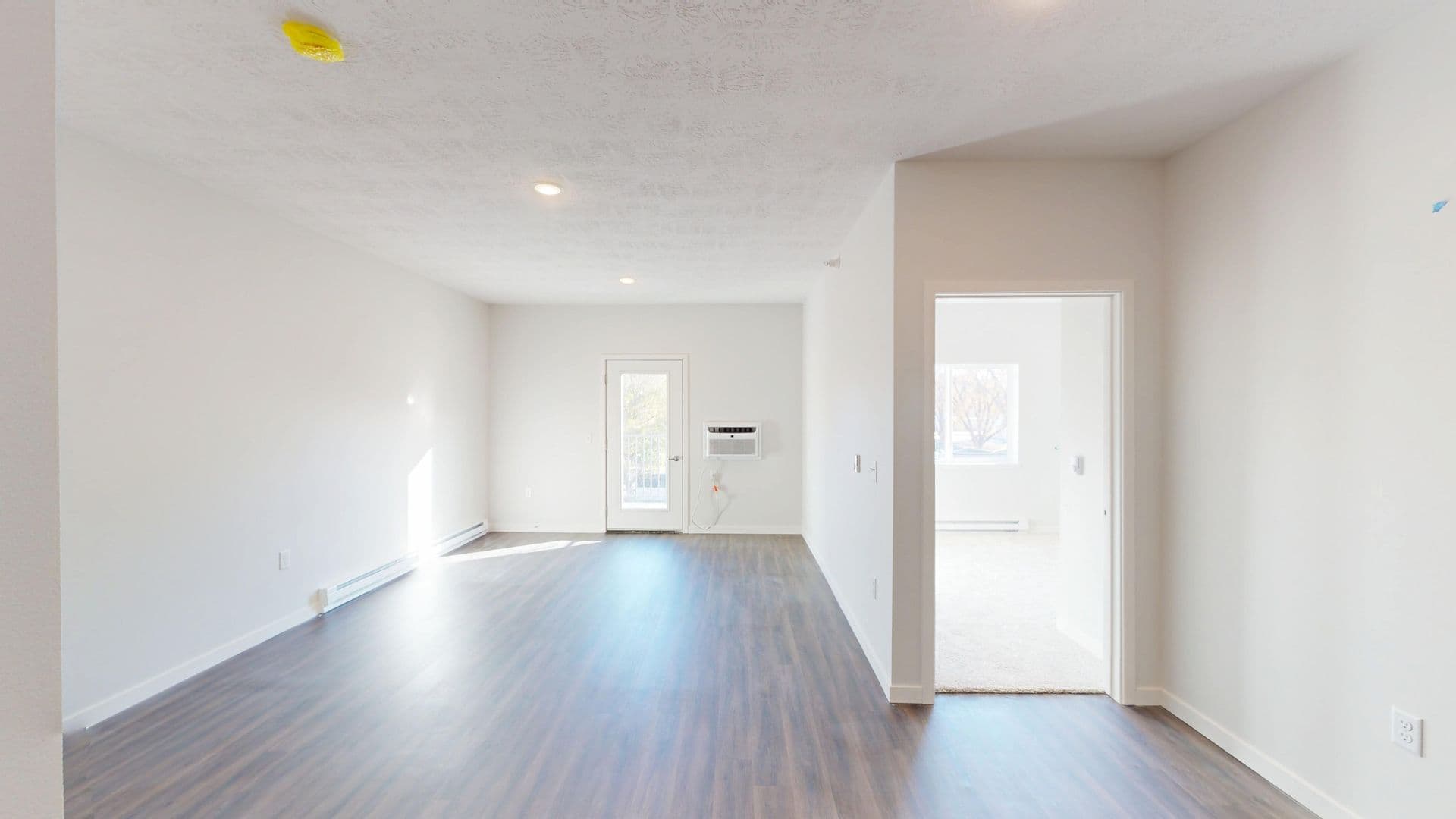 Le Mars Apartment: 427 4th Street NW